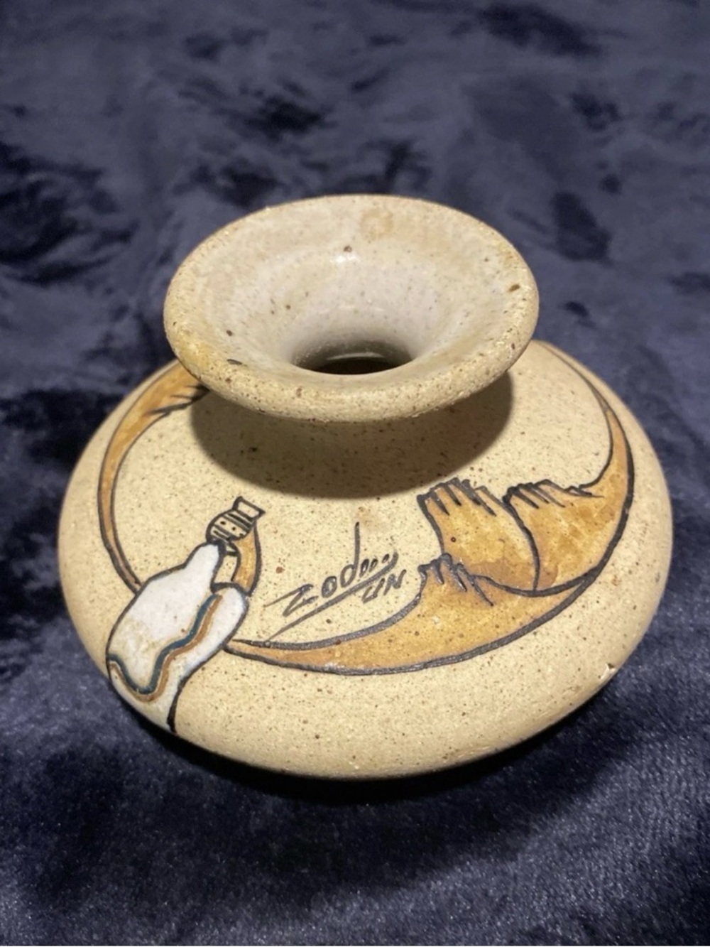 Vtg Signed Sand Pottery Bud Vase 4.5w 3.5h Butte Mesas Pueblo Enameled